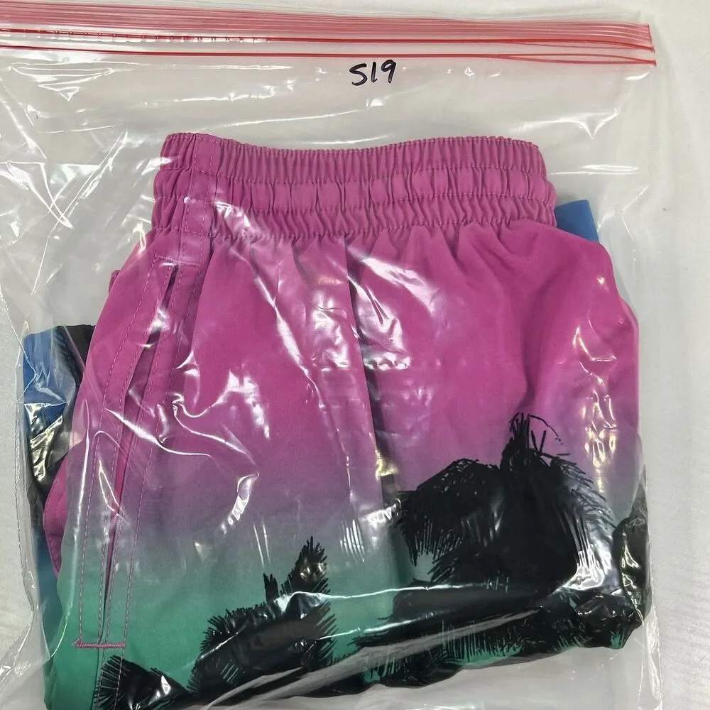 Chubbies Palm Tree Ombré Classic 5.5” Swim Trunks Shorts Mens Small Pink Green